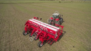Сеялка NO TILL НОУТИЛ универсальная CRUCCIANELLI NUEVA PIONERA