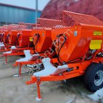 Разбрасыватель песка прицепной A415