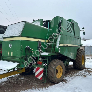 Комбайн John Deere W330