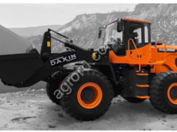Экскаватор-погрузчик DAXIN-SD300
