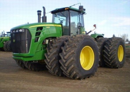John Deere 9430