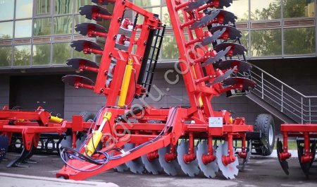 Борона дисковая БДМ двухрядная 8х2 прицепная складная