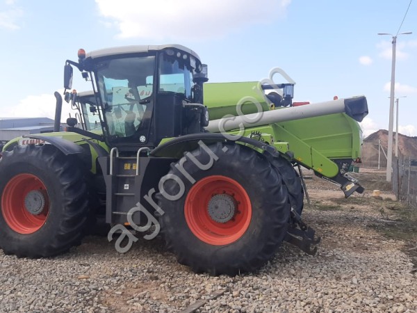 Трактор Claas Xerion Trac
