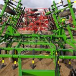 Культиватор John Deere 960 - 36 стойки 8,5 метров