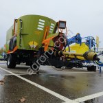 Смеситель-раздатчик кормов с двумя вертикальными шнеками СРКВ-13