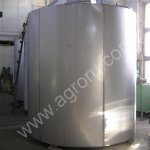 Емкости и оборудование для переработки молочной продукции.