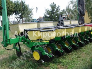 Пневматична сівалка точного висіву Джон Дір John Deere 7200 б/у