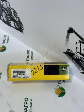 Штуцер RE531195 John Deere (оригинал)
