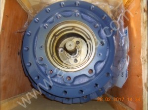Редуктор хода без мотора на ZX200-3 9233692